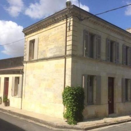 Au Coeur Des Vignobles Bed & Breakfast Saint-Estèphe Eksteriør bilde